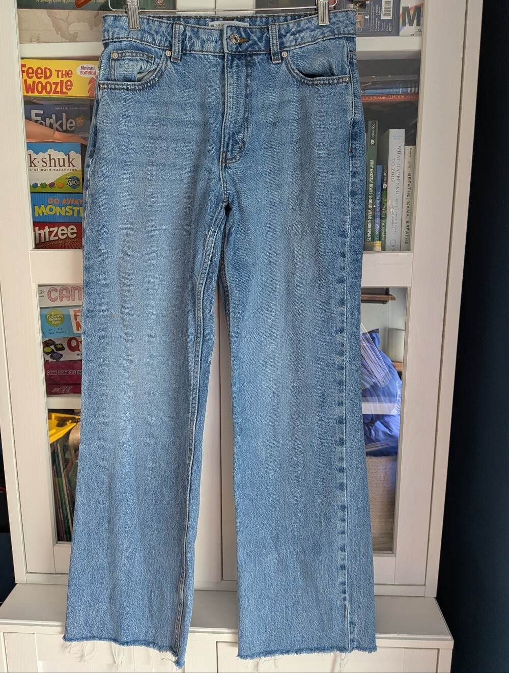 Denim Co. High Rise Wide Leg Jeans Medium Wash Raw Hem Size 6